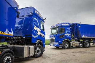 Bulk & Tipper Feature Roger Warnes Transport