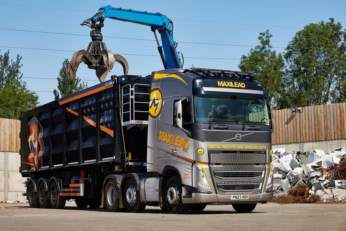 Maxilead Adds Volvo FM 500 6x2 to their Fleet