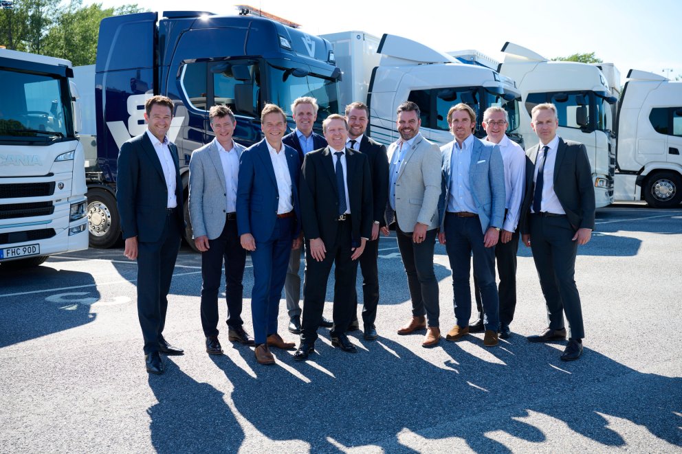 RECORD BREAKING DEAL FOR SCANIA UK