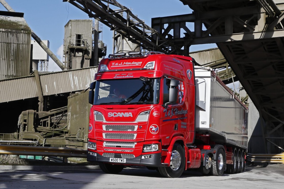 Scania and HARSH Take Centre Stage at T&J Haulage