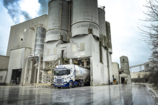 Hardwick Haulage, Bulk & Tipper Issue 25