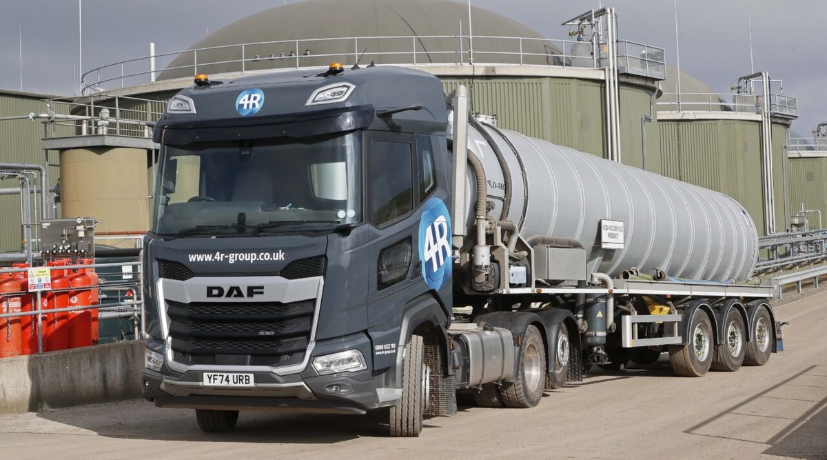 Harsh Hydraulics for 4R's Tag Axle Tankers 