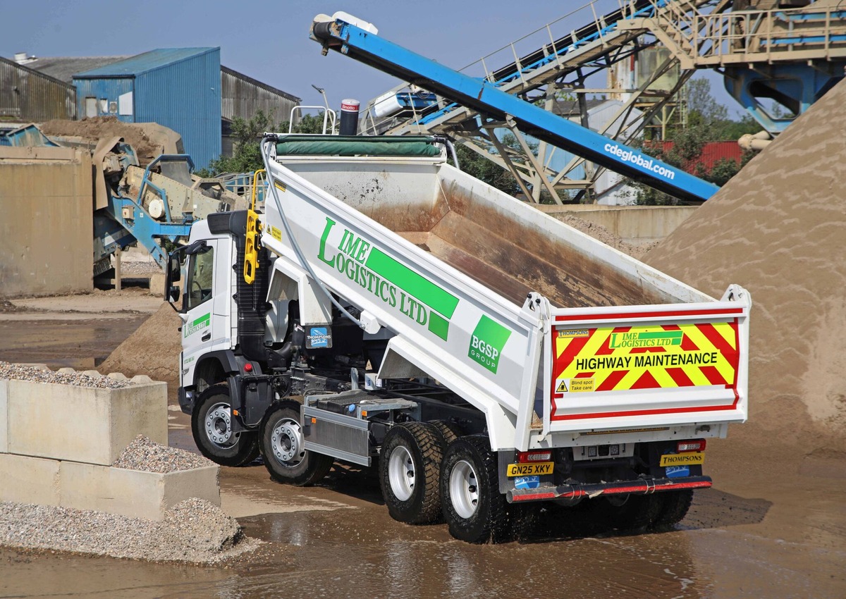 Six New Tippers Put Thompsons in the Lime-Light